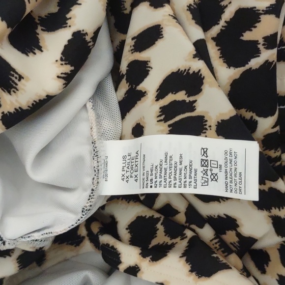 NEW WITHOUT TAGS OLD NAVY LEOPARD ONE PIECE SWIMSUIT 4X PLUS - Picture 9 of 9